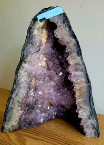 Amethyst Geode Cave Cathedral Church 3.8KG Open Cut Base Brazil New Calcite inc - Picture 1 of 3