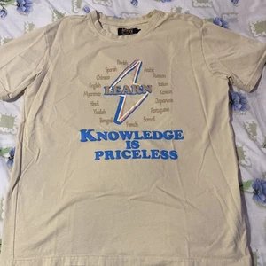 Herren T-Shirt beige APPRV "KNOWLEDGE IS PRICELESS" Größe L sehr schön!! - Bild 1 von 4