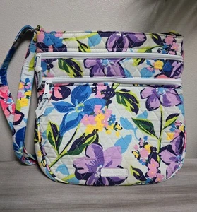 EUC Vera Bradley Triple Zip Trio Zip Hipster Crossbody Bag In "Marian Floral" - Picture 1 of 10