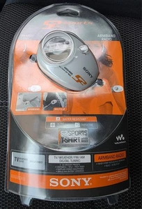 Sony SRF M85v - S2 Sports Walkman Personal Radio - Picture 1 of 2