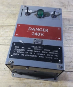 ARMY MILITARY RADIO UNITS ELECTRIC SHOCK PROTECTION NO3 MK2 - Picture 1 of 4