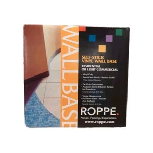 Base de pared de vinilo autoadhesiva Roppe Corp 4" X 20' piso caja abierta base de pared - Imagen 1 de 7