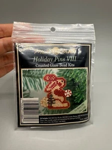 Mill Hill 1998 Cross Stitch Holiday Pins VIII TOY BUNNY - Picture 1 of 4