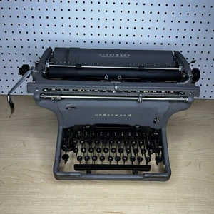 Vintage Underwood Manual 1950's Typewriter Gray Working Condition - Picture 1 of 11