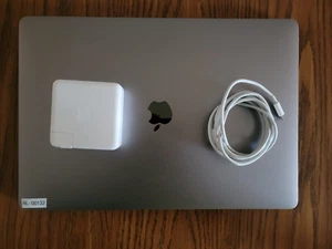 2019 Apple MacBook Pro A2141 16 Inch Core i9 2.3GHz 32GB 1TB SSD Space Gray - Picture 1 of 11