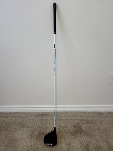 RH TaylorMade 9* Sim 2 Red Black Head only Include Head cover and tool - Picture 1 of 5