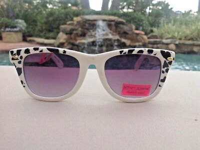 BETSEY JOHNSON SUNGLASSES BJ216 80 WHITE RAVEN ANIMAL PRINT $55 140 TEMPLE NWT - Image 1 of 2