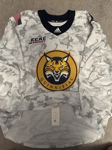 MIC Adidas Quinnipiac University Bobcats NCAA ECAC Hockey Jersey Military 60G - Picture 1 of 2