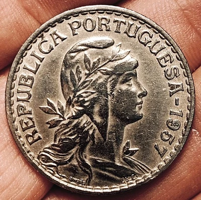 Portugal 1 escudo 1957 coin - Image 1 of 2