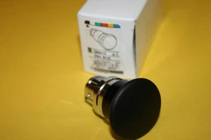 TELEMECANIQUE 088843 ZB4-BC2 22MM BLACK BUTTON ad1m19 - Picture 1 of 1