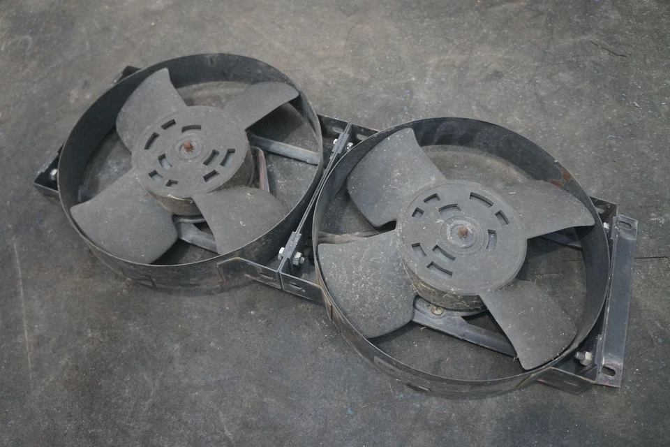 发动机散热器中间冷却器冷却双风扇电机组件宾利涡轮 R 1991 — 第 1/4 张图片