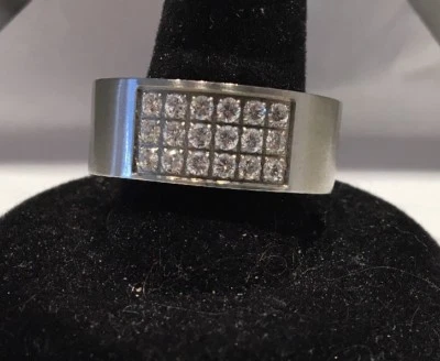 Ювелирное мужское кольцо Inox с кубическими циркониями  - Изображение 1 из 4