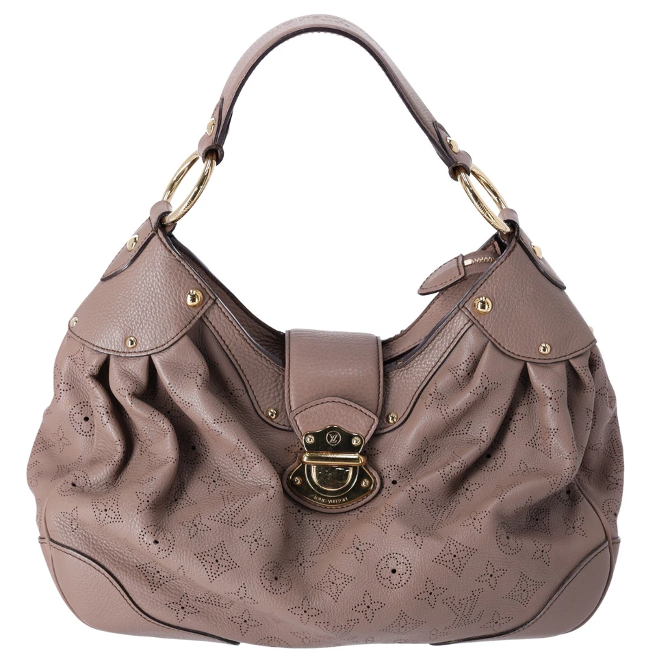 Bolso de Hombro Louis Vuitton Monograma Mahina Solar PM M93445 Poudre Cuero Taupe Foto 1 de 4