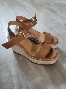 Crown Vintage Platform Sandal - size 6.5 - Picture 1 of 5