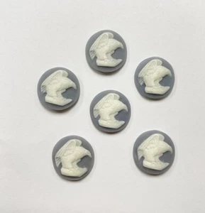 6 Vintage American Bald Eagle Liberty Wedgwood Blue 18mm Round Resin Cameos L489 - Picture 1 of 3