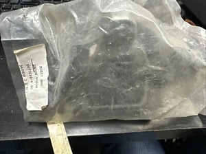Engine Mount Right fits 97-2000 Volvo 850, V70 AWD 8631699 - Picture 1 of 4