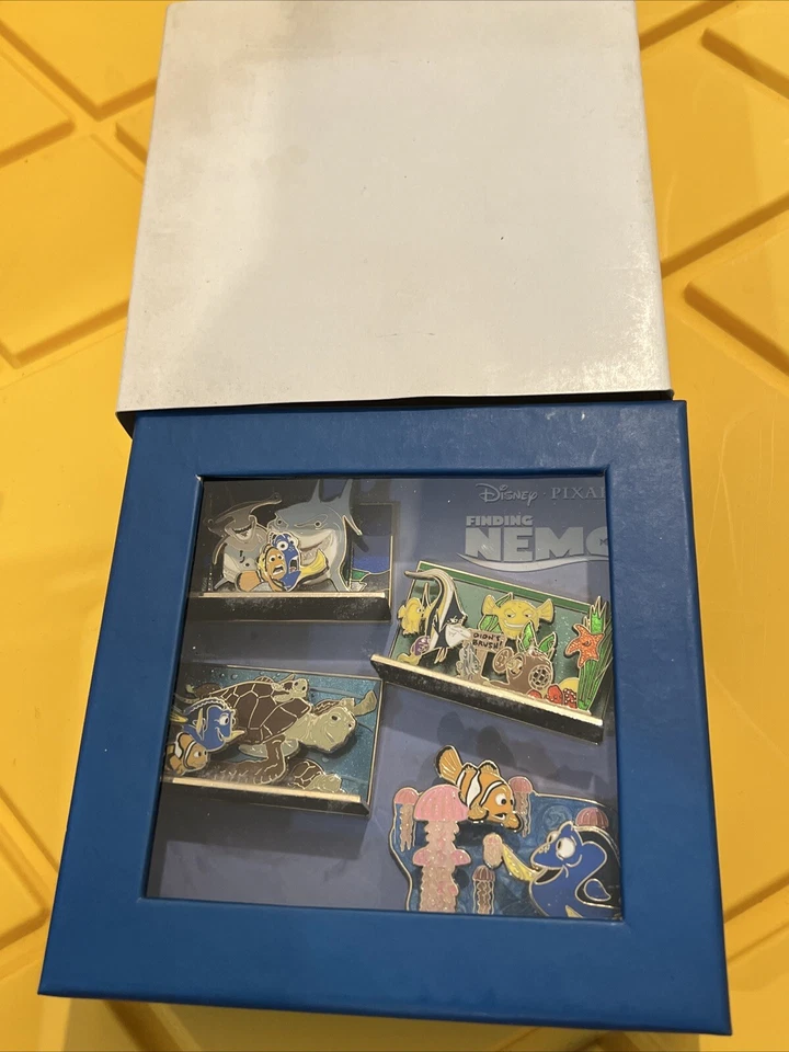 Disney Store Finding Nemo Diorama Pin Boxed Set LE 250! 3D 4 Pin Set -Super Rare - Image 1 of 4