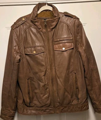 Black rivet G-III Leather Zipper Jacket Tan Men's Size Large - Image 1 of 4