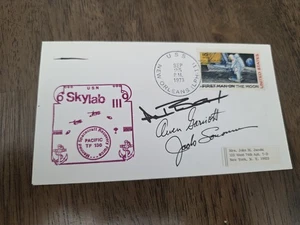 ALAN BEAN LOUSMA GARRIOTT SKYLAB 3 NASA ASTRONAUT CREW SIGNED RARE COVER APOLLO - Picture 1 of 3