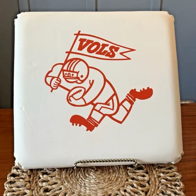 复古 UT Vols 座垫 田纳西大学标志 橙色/白色 — 第 1/4 张图片