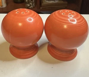 Homer Laughlin Fiesta Tangerine Orange Salt & Pepper Shakers Ball 6 & 7 Hole - Picture 1 of 5