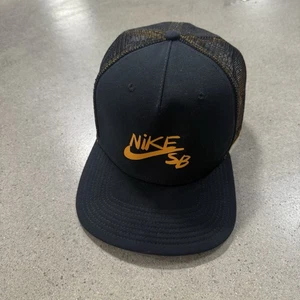 Nike SB Hat Cap Snap Back Black Yellow Mesh Trucker Skateboarding One Size Mens - Picture 1 of 9