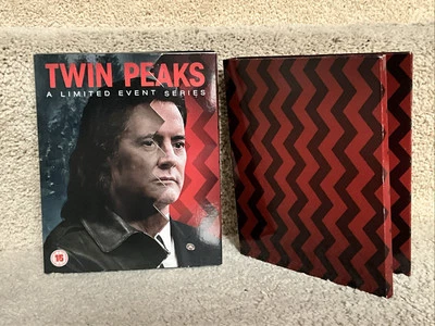 Twin Peaks - A Limited Event Series (Blu-ray, 8-Disc Boxset) UK Import *VG* - Image 1 of 4
