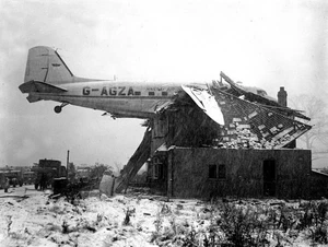Douglas Dakota 3 aircraft of British airline Railway Air Services - Old Photo 1 - Foto 1 di 1