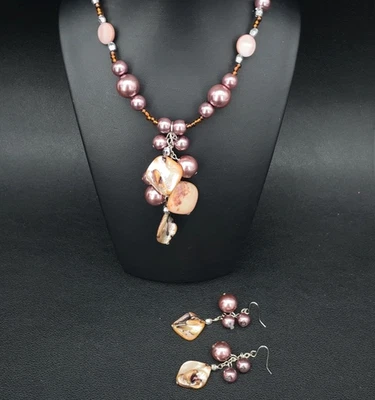 2-TLG SET: COLLIER & OHRHÄNGER MIT PERLEN IMITAT & KRISTALLEN SCHMUCKJAGD - Bild 1 von 4