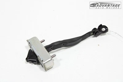 Mazda CX-5 2017-2024 panel de puerta lateral izquierda correa de verificación tope OEM Foto 1 de 4