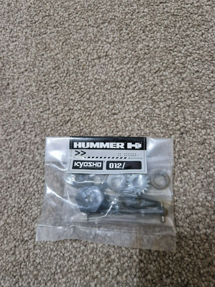 DEAGOSTINI BUILD YOUR OWN HUMMER H1 RC CAR #12 REAR DRIVESHAFT + WHEEL SHAFT - Image 1 of 1