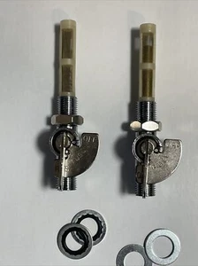 BSA TRIUMPH NORTON PETCOCK SET FLAGS 60-4511 60-4512 750 BONNEVILLE COMMANDO - Foto 1 di 6