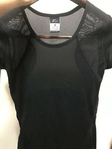 NIKE Running Shirt Women's XS Black Dri-Fit Stay Cool Activewear Top 825855-010 - Picture 1 of 9