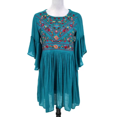 Vestido Umgee Mujer Pequeño Azul Verde Bordado Floral Forrado Mangas Campana Foto 1 de 4