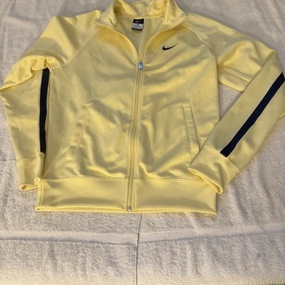 Chaqueta de fútbol Nike Dry para mujer talla pequeña cremallera completa color amarillo y negro Foto 1 de 4