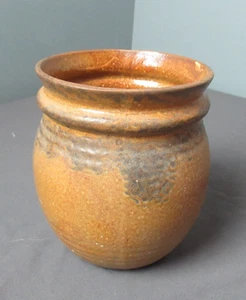 Vintage Mc Coy Planter - 3106 Lancaster Colony Drip Glaze - 2 f5 liz - Picture 1 of 5