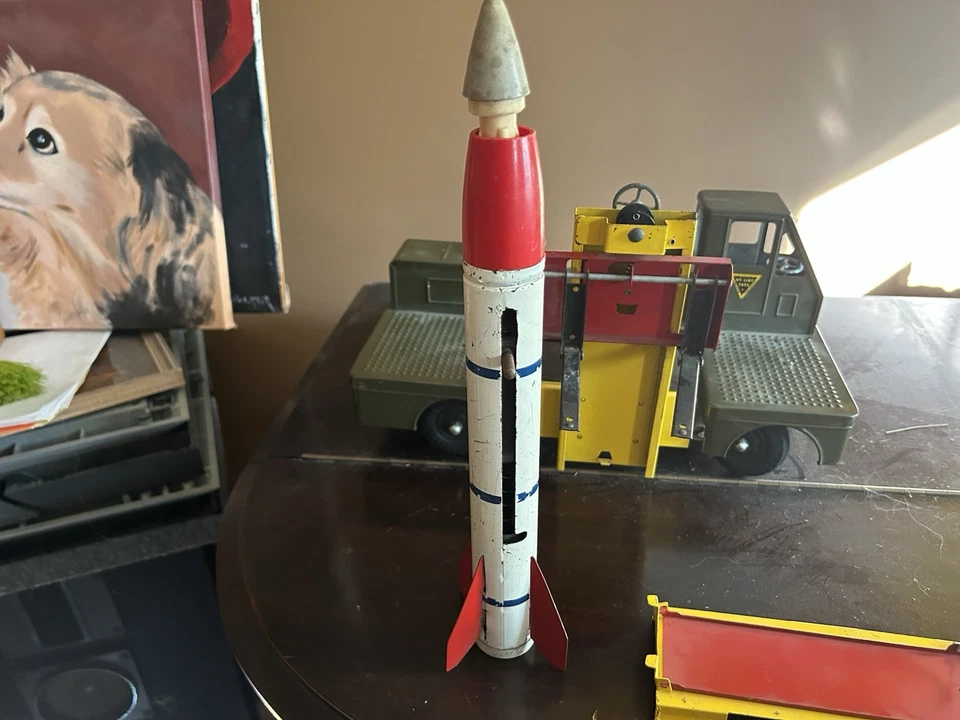 Vintage Nylint No 2800 GUIDED MISSILE CARRIER w/Launch Platform Traveloader - Image 1 of 4