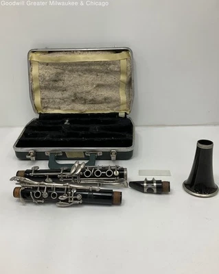 Vintage Bundy Clarinet w/ Hard Case - Image 1 of 4