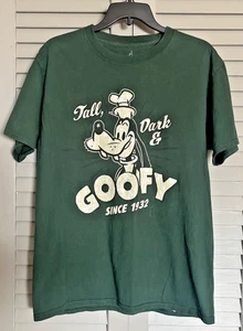 T-shirt uomo Walt Disney World alta scura e pippo dal 1932 cotone taglia M - Foto 1 di 5