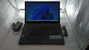 Acer E1-510P mit Ladegerät.Pentiun N3520(4 Kerne).8GB.128GBSSD.15,6"Touch.Optisch.W11 - Bild 1 von 10
