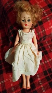 Vintage 10 Zoll Puppe Augen öffnen schließen - Bild 1 von 9