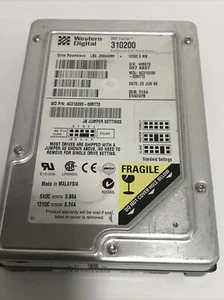 Western Digital AC310200-00RTT2 10.2GB IDE Hard Drive DCM: CVBAKNVA0AFB - Picture 1 of 6