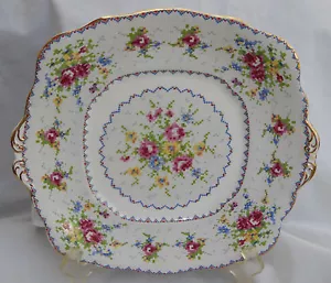 ROYAL ALBERT PETIT POINT KUCHENTELLER GRIFFE QUADRATISCHE ROSEN ENGLAND KNOCHEN CHINA - Bild 1 von 2
