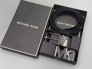 Michael Kors Para hombres 4 en 1 MK Logo Cuero Reversible Cinturón Caja Set Negro/NEGRO - Imagen 1 de 6