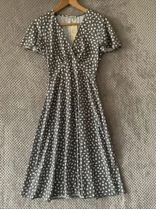 LADIES DRESS BY LOVE LABEL , UK SIZE 8, grey&white Spotted Tea Dress - Picture 1 of 9