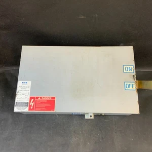 INTERRUPTOR FUSIBLE BUSWAY EATON POW-R-WAY III BPC3001G05 P3F362R ($600 OBO) - Imagen 1 de 7