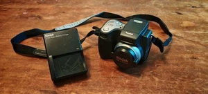 Kodak EasyShare DX6490 4.0MP Digital Camera - Picture 1 of 12