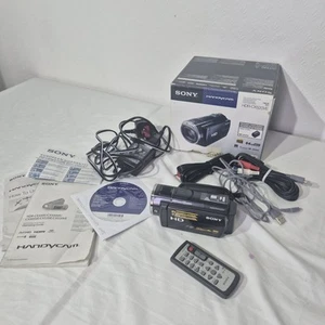 Sony Handycam HDR-CX520VE HD 1080 12MP 64gb GPS Camcorder - Boxed + Accessories - Picture 1 of 24
