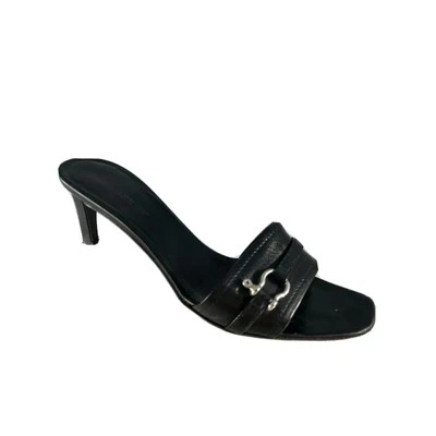 Sandalias sin cordones Burberry de cuero negras con detalle de hebilla plateada EU 37.5 Foto 1 de 4