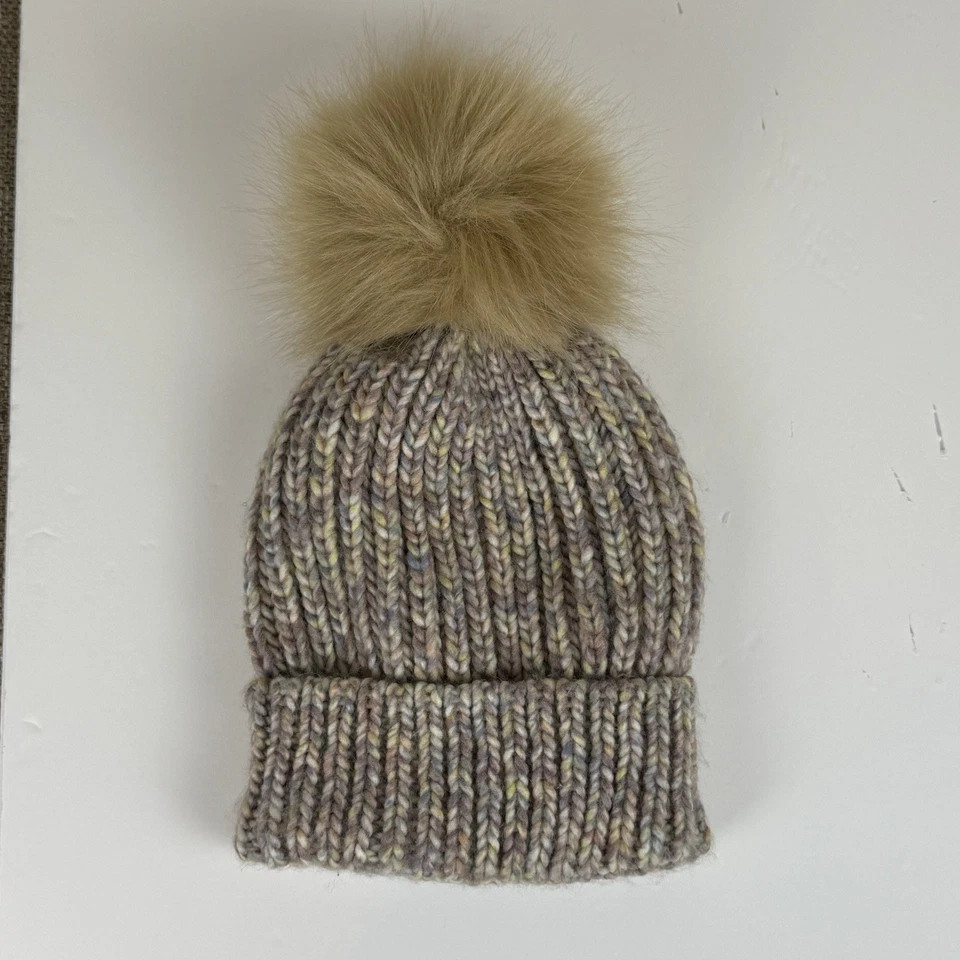 Gorro Ann Taylor Loft Pom Pom Tejido Acanalado Suave Acogedor Colores Neutros Foto 1 de 4